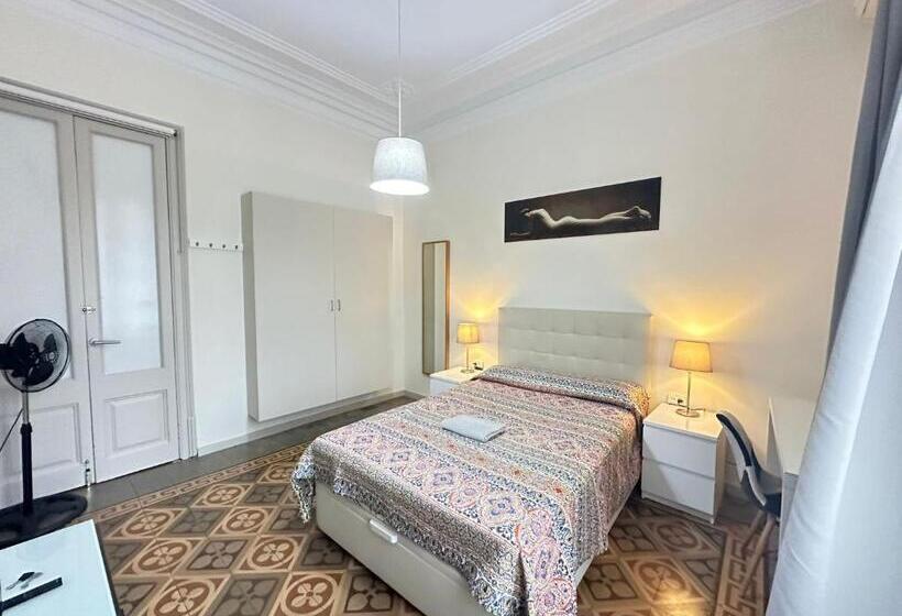 اتاق استاندارد با بالکن, Rooms Rumila