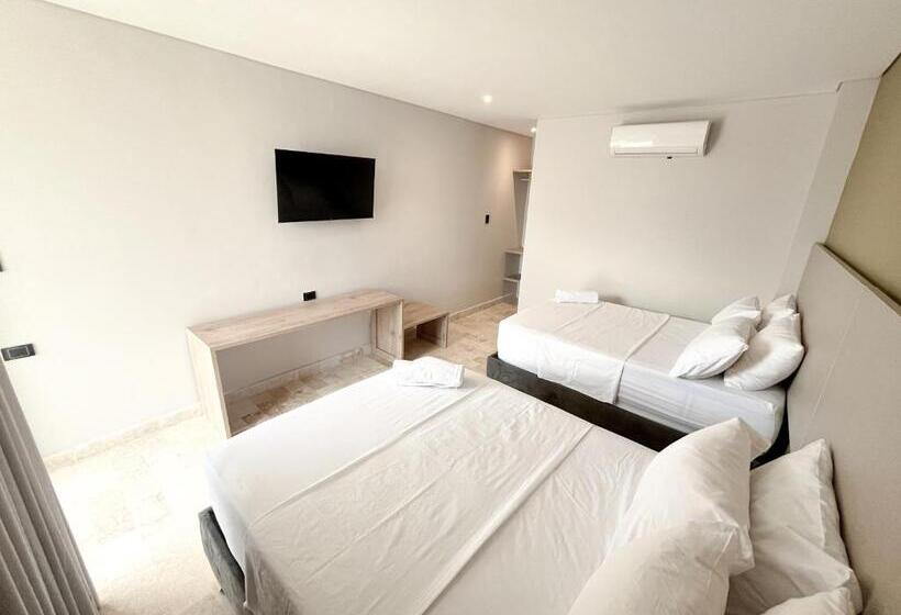 디럭스 룸, Provenza Coveñas