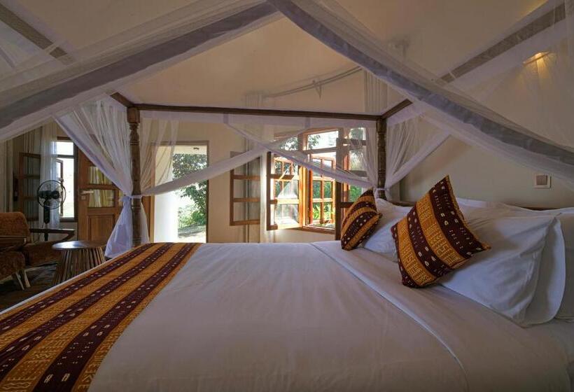 اتاق استاندارد با چشمانداز دریاچه, Lake George View Golf Resort