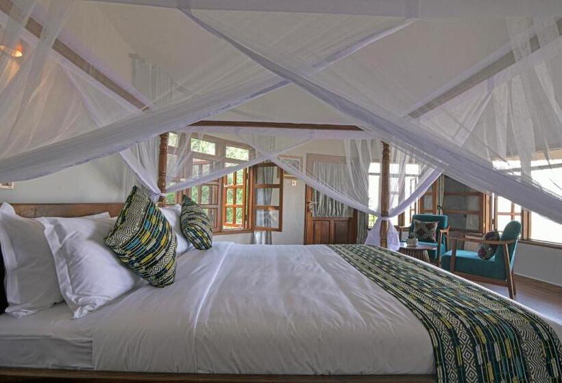 اتاق استاندارد با چشم‌انداز دریاچه, Lake George View Golf Resort