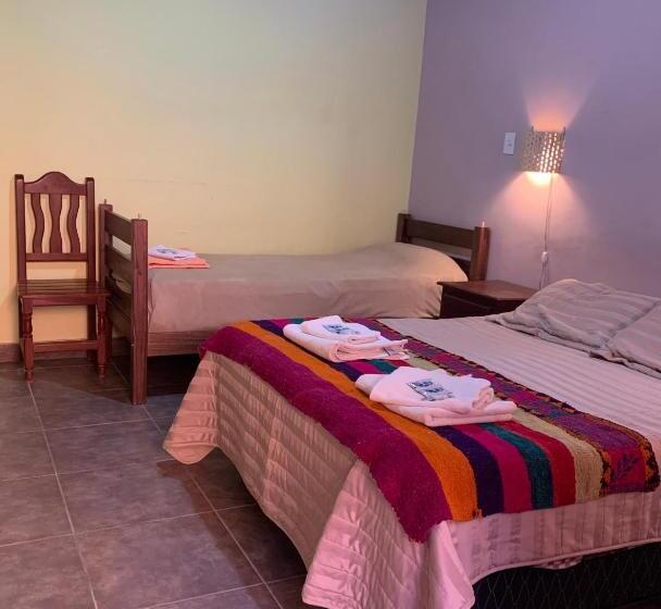 اتاق استاندارد سه نفره, Posada Tierra Adentro 2