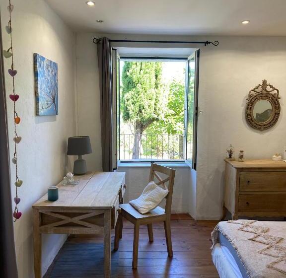 חדר סטנדרט עם נוף, Chambres D Hôtes De La Villa Les Rosiers   Eglantine