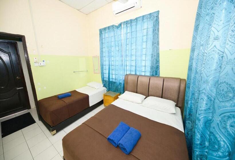 غرفة ديلوكس ثلاثية, Oyo 91011 Iman Homestay Gua Musang