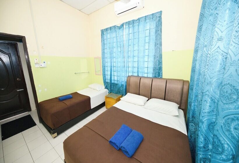 اتاق لوکس سه تخته, Oyo 91011 Iman Homestay Gua Musang