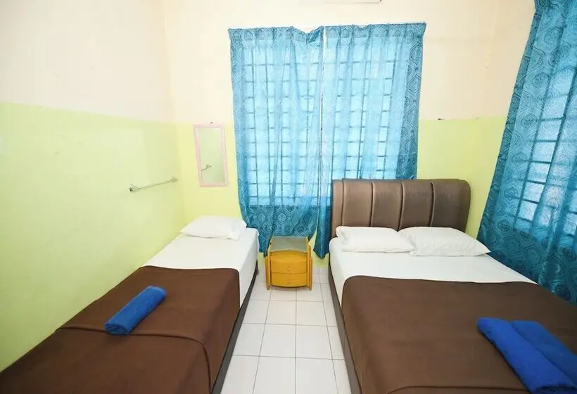 デラックストリプルルーム, Oyo 91011 Iman Homestay Gua Musang