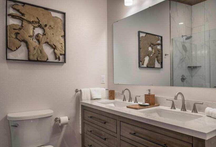 חדר סטנדרט נוף לאגם, Pebble Bay Club Suites