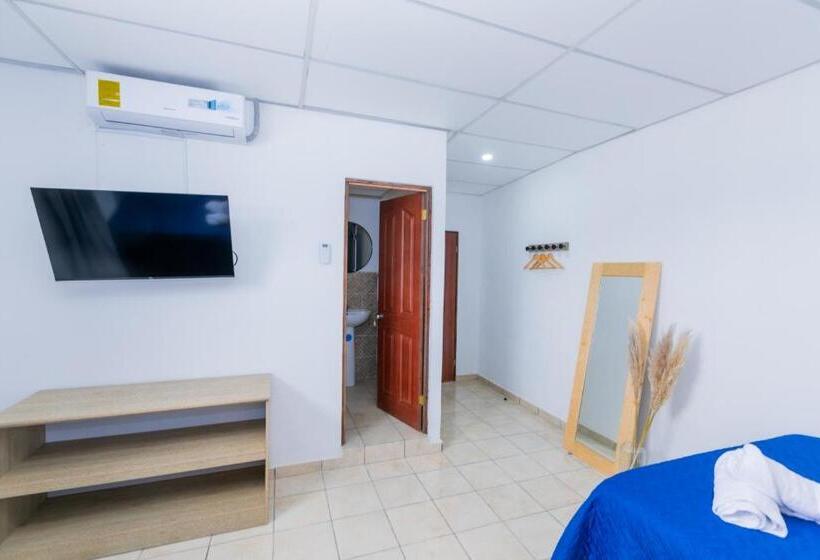 اتاق استاندارد با 2 تخت دوبل, Friendly House