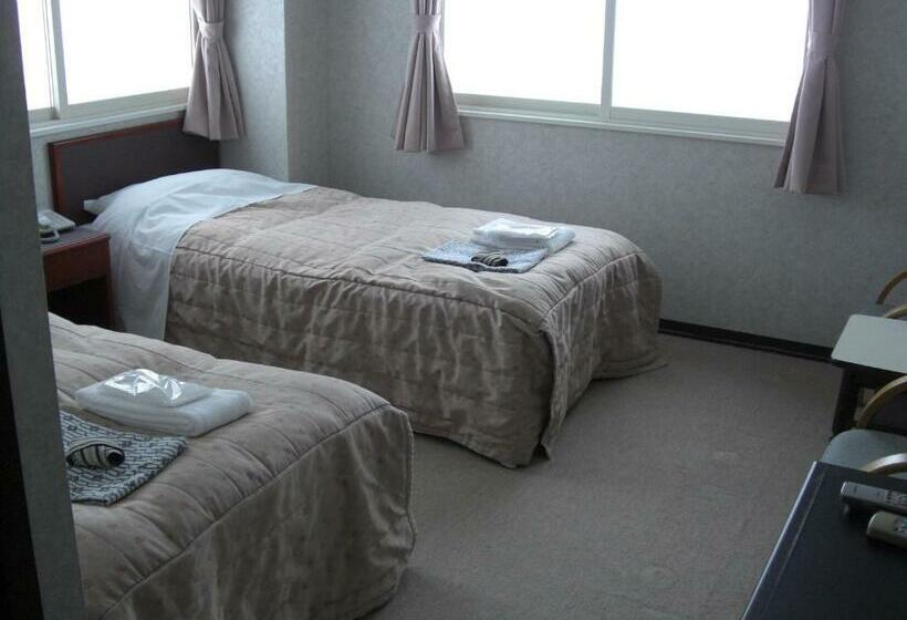 اتاق استاندارد با سرویس بهداشتی مشترک, Akakura Yours Inn