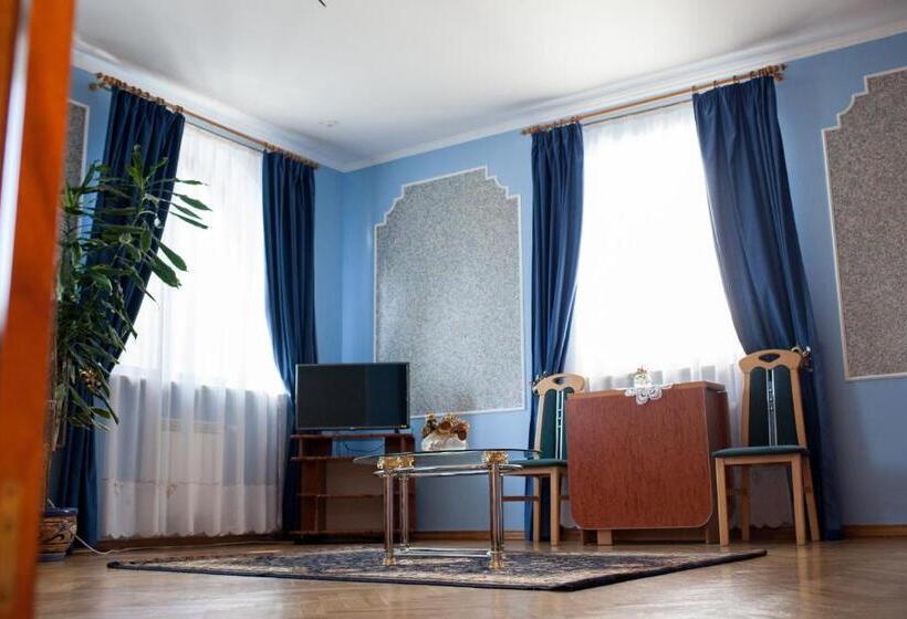 شقة غرفة واحدة, Goverla