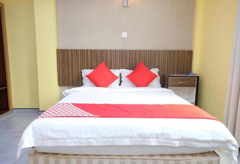 חדר דלוקס, Rayyan Soffea