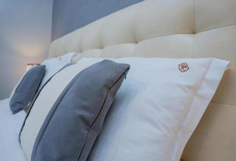 اتاق سوپریور با چشم‌انداز کوهستان, &restaurant Premium Club