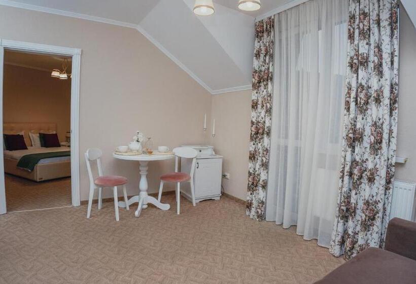 سوییت, &restaurant Premium Club