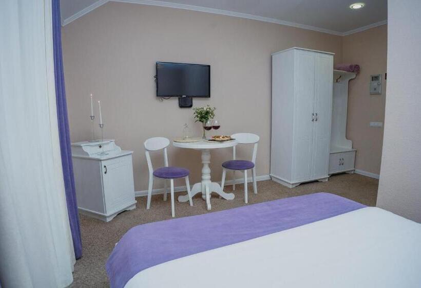 اتاق سوپریور با چشم‌انداز کوهستان, &restaurant Premium Club