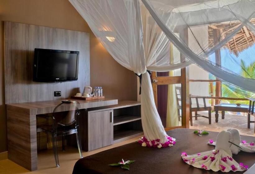 غرفة قياسية رباعية مطلة على البحر, My Blue Hotel Zanzibar