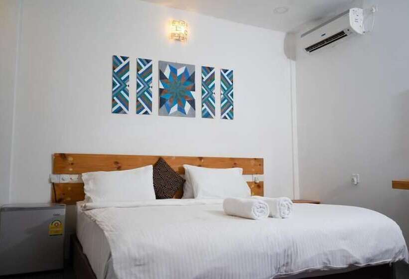 חדר דלוקס, Seven Corals