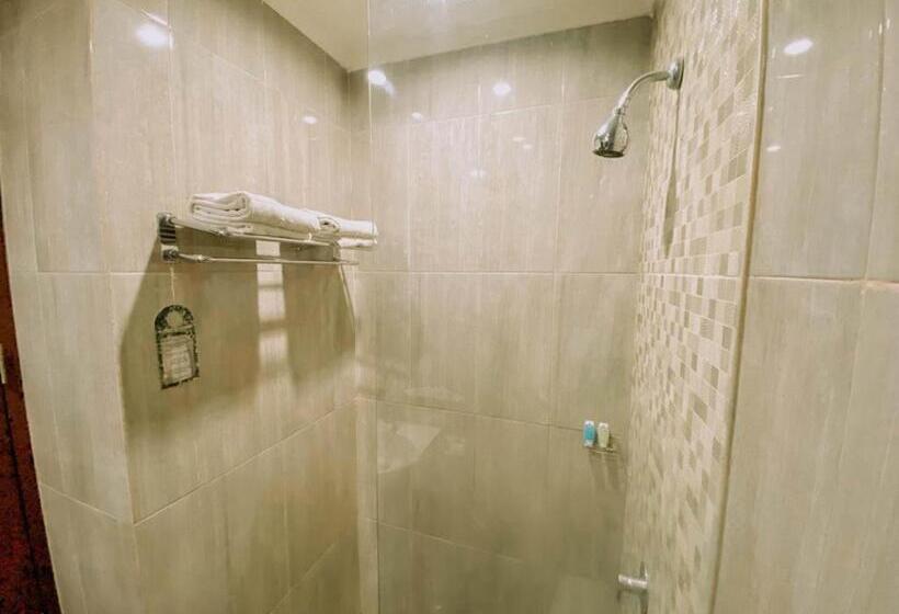 エクゼクティブルーム, Sapphire Sky Hotel & Conference