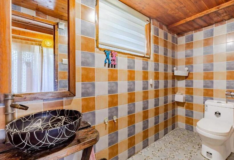 Pokój Standard Widok Jezioro, Xidi Kunlun International Hostel