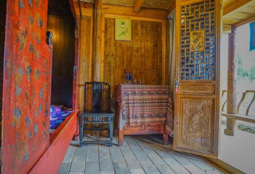 Pokój Standard Widok Jezioro, Xidi Kunlun International Hostel