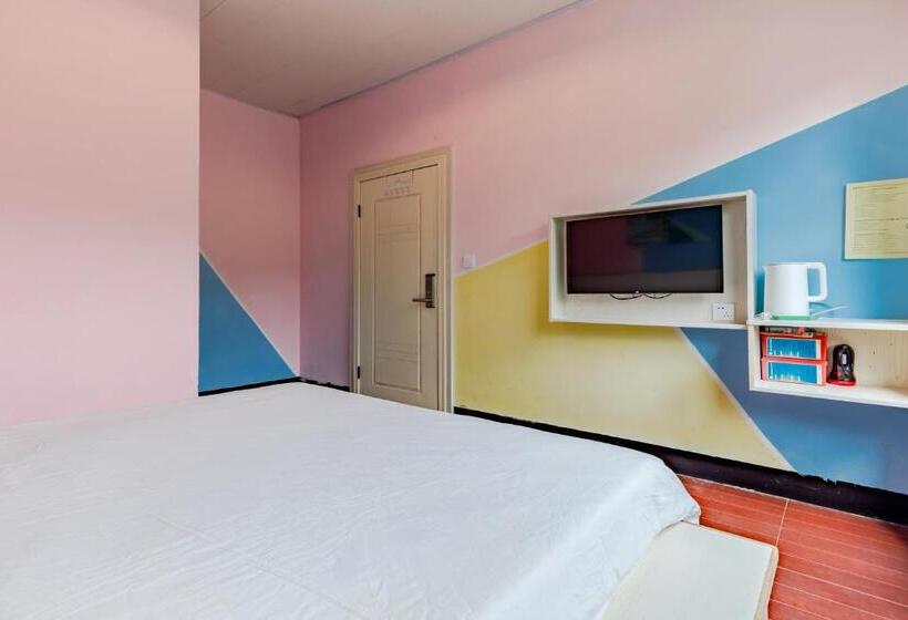 Номер Стандарт Вид на Горы, Xidi Kunlun International Hostel