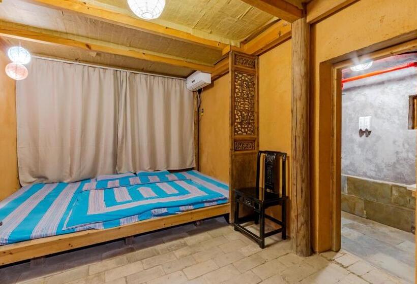 Pokój Rodzinny Widok Góry, Xidi Kunlun International Hostel