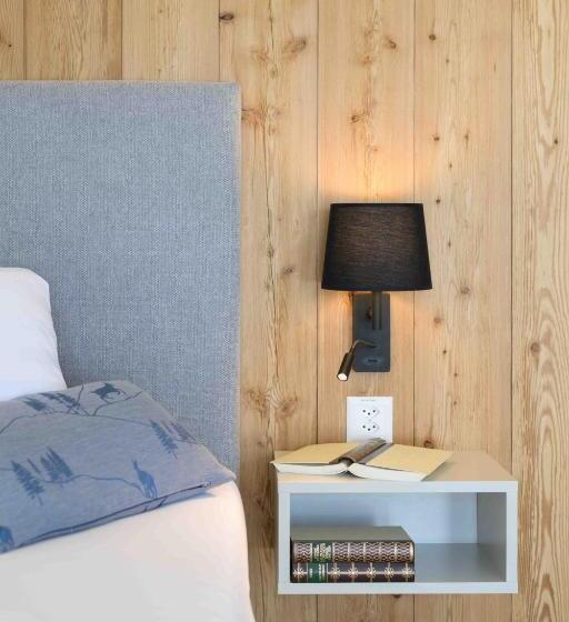 جناح جونيور عائلى, Alphotel Biel Kinzig   Access By Cable Car Only!