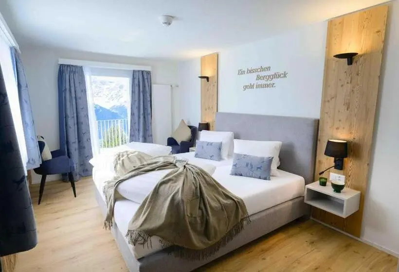 テラス付きスタンダードルーム, Alphotel Biel Kinzig   Access By Cable Car Only!