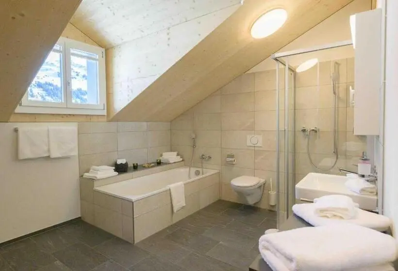 ３ベッドルームアパートメント, Alphotel Biel Kinzig   Access By Cable Car Only!
