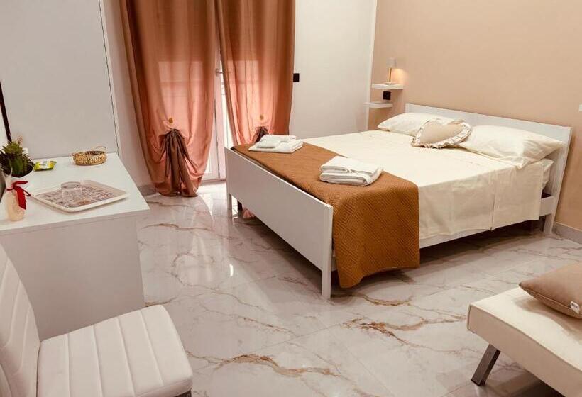 اتاق سه نفره دلوکس با چشمانداز دریا, B&b A Un Passo Dal Mare