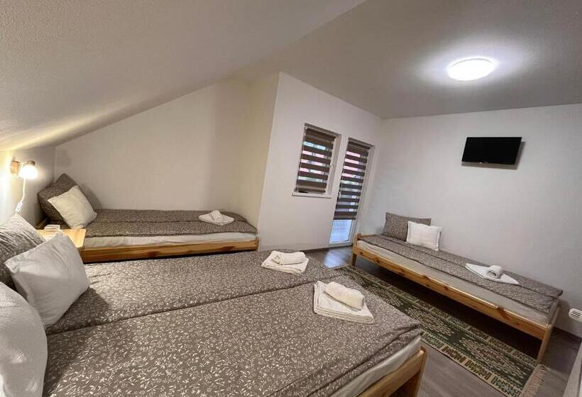 اتاق سوپریور سه تخته, Casa Timea Vendégház
