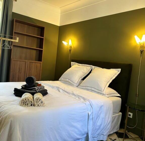 غرفة ديلوكس, Le Numéro 10