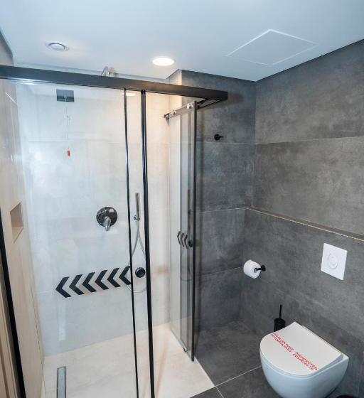 スタンダードルーム, Mozart