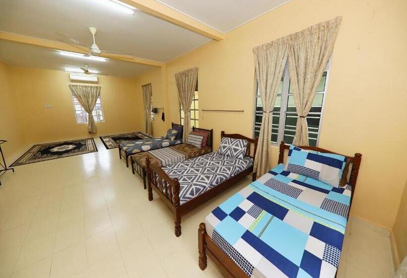 جناح عائلي, Oyo 91004 Homestay Masjid At Taqwa