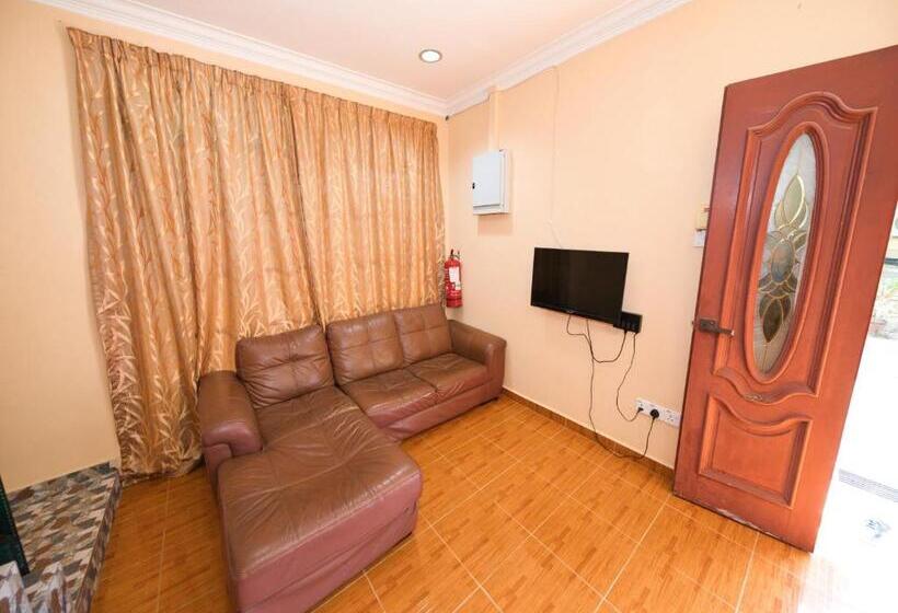 شقة 3 غرف, Oyo 91004 Homestay Masjid At Taqwa