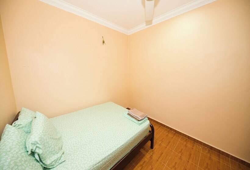 شقة 3 غرف, Oyo 91004 Homestay Masjid At Taqwa