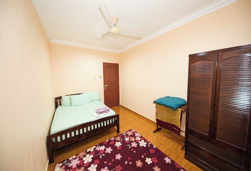 شقة 3 غرف, Oyo 91004 Homestay Masjid At Taqwa