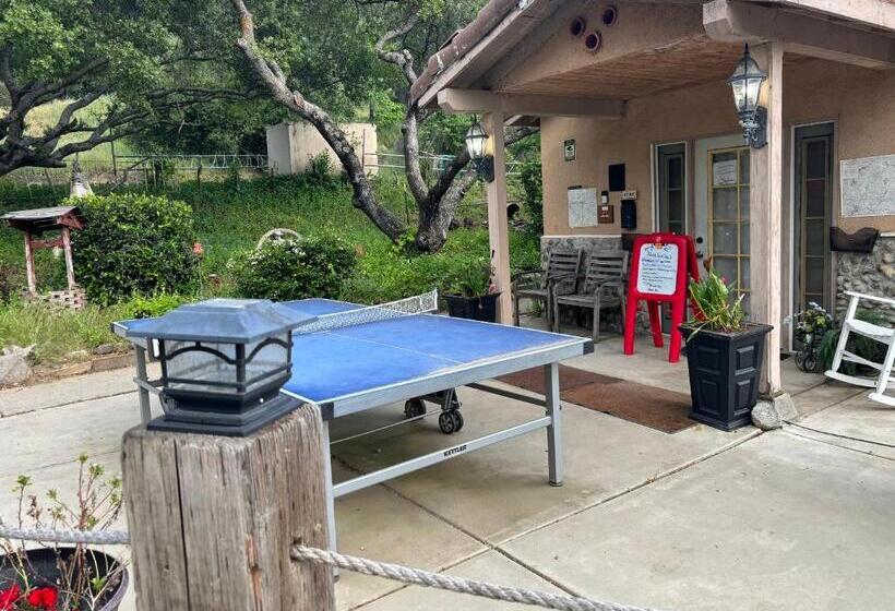 带2个卧室的公寓, Sequoia River Front Cabins