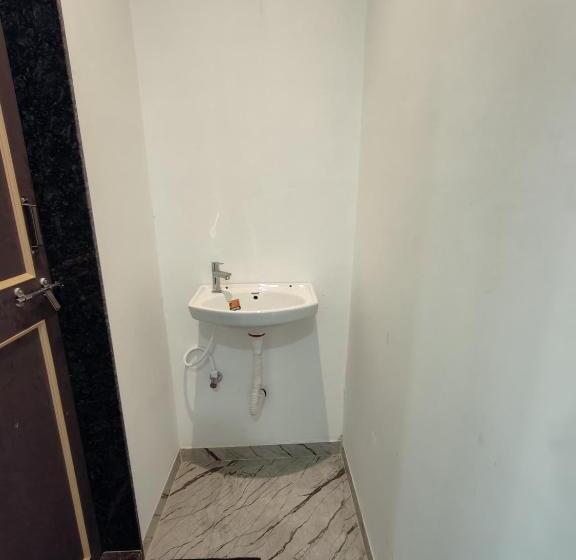 スーペリアールーム, Shri Resort & Lodging