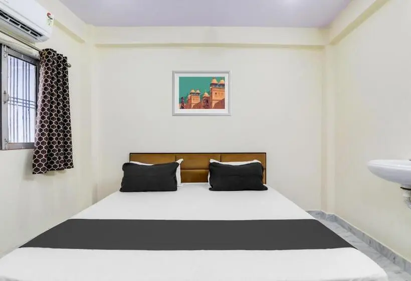 Classic Kolmen Hengen Huone, O Ramam