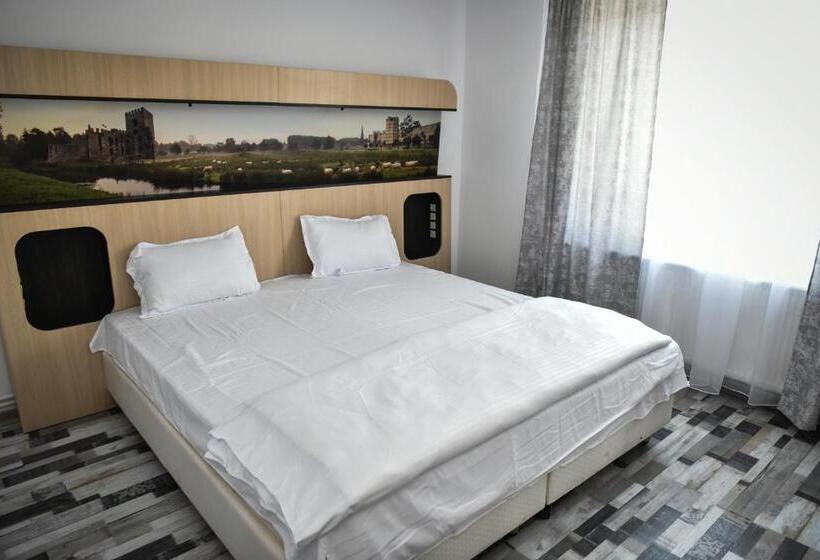 Apartamento 2 Quartos com Varanda, Apartament S Moise