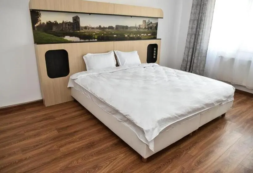 آپارتمان 2 خوابه, Apartament S Moise