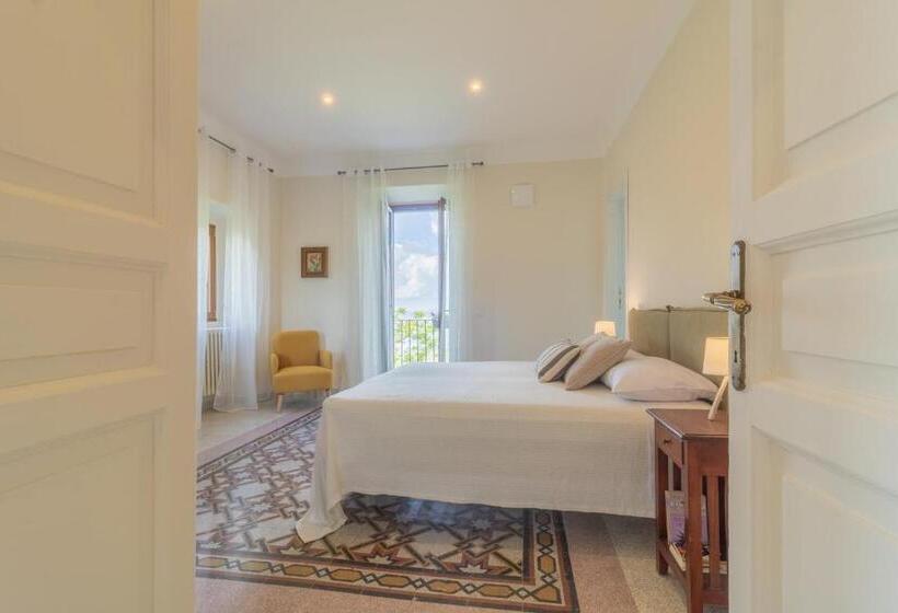 וילה דלוקס חדר שינה 1, Lake Lovers Lodge