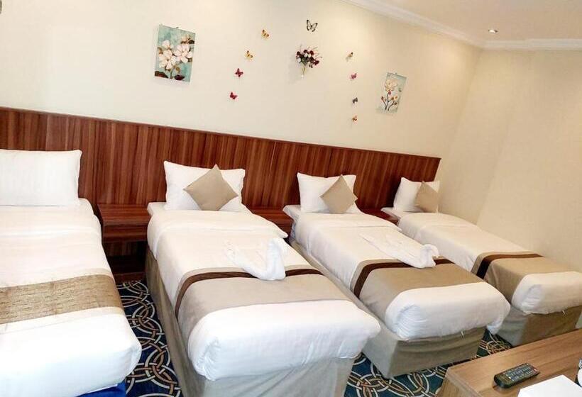 Camera Quadrupla Standard, Steen