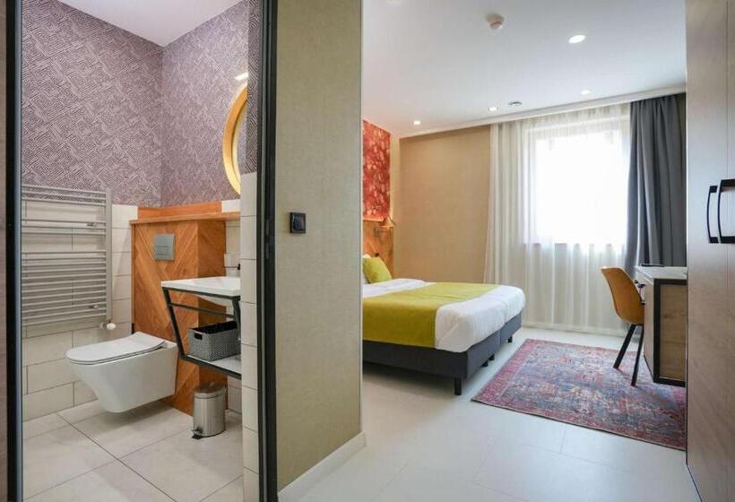 Номер Стандарт, Chachacha House Vendégház