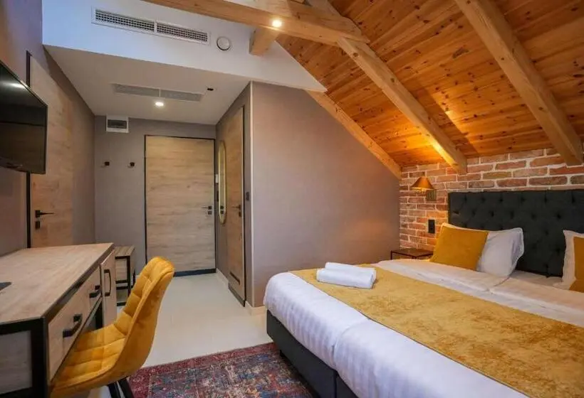 2 Bedroom Apartment Garden View, Chachacha House Vendégház