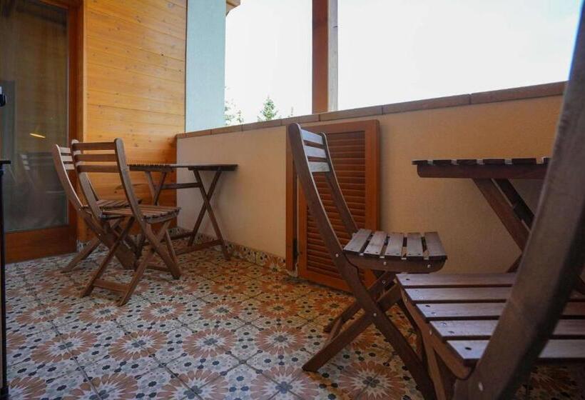 2침실 아파트 정원 전망, Chachacha House Vendégház