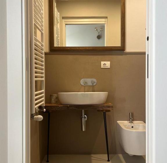 Номер Стандарт, La Carrera