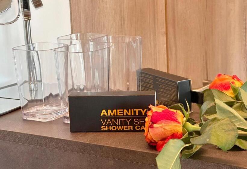 غرفة قياسية, Im Zentrum Für Visionen