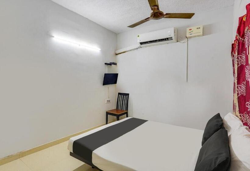 三人经典房间, O Ecr Chennai Kanathur