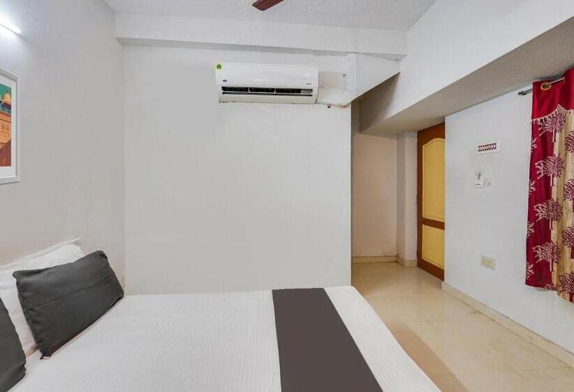 三人经典房间, O Ecr Chennai Kanathur