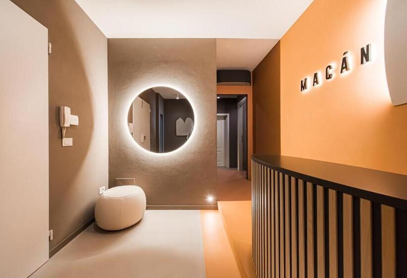 اتاق استاندارد با تراس, Macan Suite Rooms